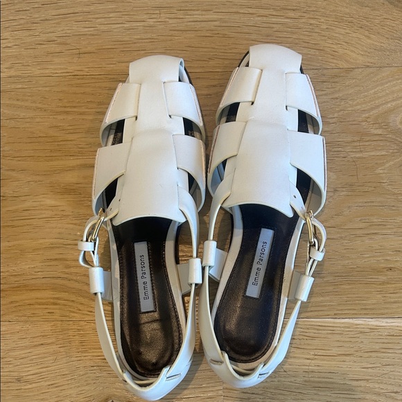 Emma Parsons Elegant Cream Sandals - Picture 1 of 4